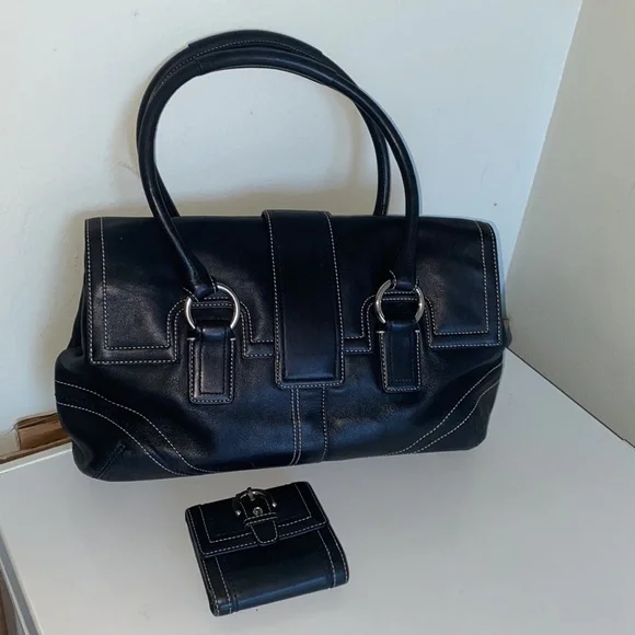 Coach purse handbag black 13"×10" with wallet - Picture 15 of 16